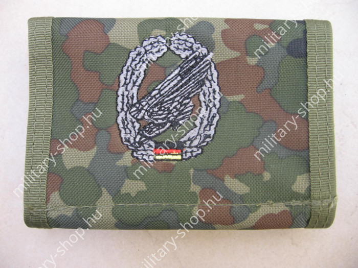 katonai pénztárca id tok katonai hátizsák német bundeswehr bw hátizsák bakancs surranó  katonai ruházat felszerelés katonai bolt üzlet military shop army shop army store military store budapest fallshirmjager ejtőernyős