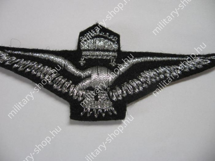 katonai bolt üzlet miliary shop army shop budapest salgótarján katonai ruházat felszerelés horthy repülőgép személyzet felvarrói jelzései gallérhajtóka jelzések II.világháborús felvarrók második világháború puma század légierős pilóta mellkas felvarró katonai bolt üzlet miliary shop army shop budapest salgótarján katonai ruházat felszerelés horthy repülőgép személyzet felvarrói jelzései gallérhajtóka jelzések II.világháborús felvarrók második világháború puma század légierős pilóta mellkas felvarró