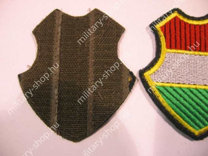 katonai ruházat felszerelés katonai bolt üzlet army shop military shop army store budapest salgótarján mich 2000 kevlár sisak magyar honvédség afganisztáni misszió rohamsisak katonai rangjelzés rendfokozati jelzés hungary mellkasfelirat sivatagi karpajzs