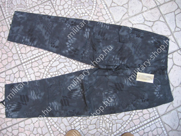 katonai nigh camo creeptach cryp tech cryptech highlander  zubbony nadrág  mandra crye sapka booney bdu sapka usmc garryson   katonai bolt üzlet army shop store military shop store  in budapest használt katonai ruházat felszerelés