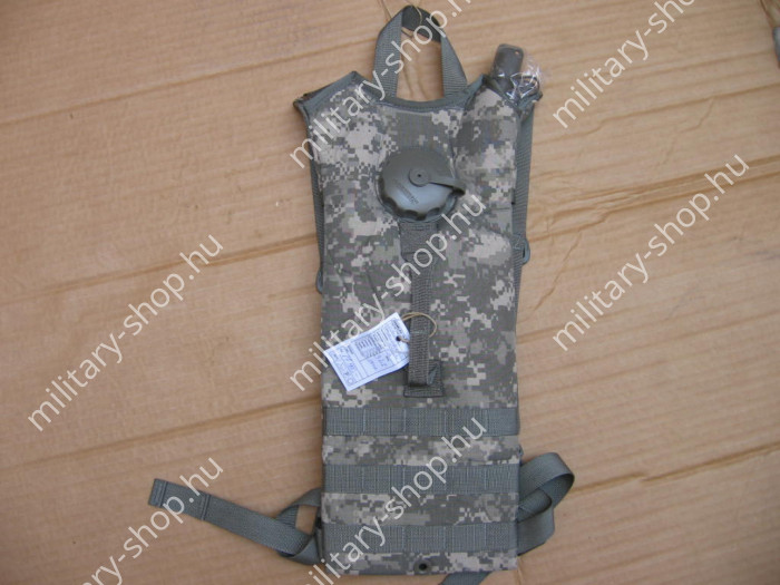 camelback víztartány source usa kulacs 1 q usa amerikai hadsereg tengerészgyalogság katonai ruházat felszerelés u.s.army usa amerikai hadsereg tengerészgyalogság u.s.army  magyar katonai ruházat felszerelés katonai bolt üzlet military shop army shop army