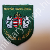 mh magyar  honvédség honvéd palotaőrség várőrség  francia angol nato német usa baret barett lövész ejtőernyős felvarró katonai bolt üzlet army shop store in budapest
