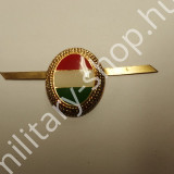 ÚJ3404,MH FÉM TRICOLOR SAPKÁRA, TISZTI, ÚJ