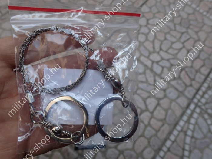 fűrészzsinór fűrész zsinór túlélési eszközök katonai túlélés molle utility pouch ammo pouch coyote atacs a-tacs multicam zöld od woodland tártáska tárdobó általános tároló tok m4 m-4 m16 m-16 ak kalasnyikov tártáska tárzseb  katonai bolt üzlet military sh