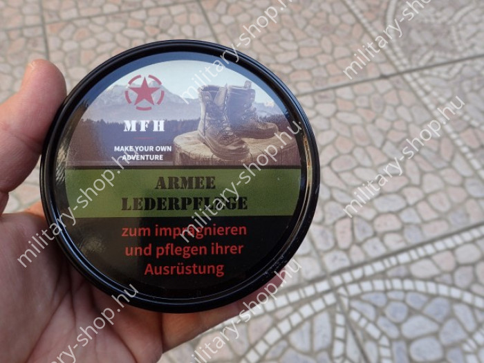 cipő ápoló cipőápoló wax angol usa amerikai német bw bundeswerh box boksz cipőápoló surranó bakancs katonai ruházat felszerelés katonai bolt üzlet army shop  store military shop in budapest magyar honvédsé