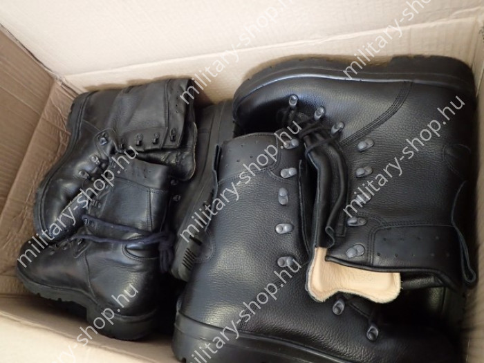 bw bundeswehr 2007m bakancs kommandós bakancs német bundeswehr bw téli katonai GORE-TEX® bakancs lowa meindl katonai bakancs surci ruházat katonai ruházat felszerelés katonai bolt üzlet army shop army store military shop in budapest bw bundeswehr 2007m bakancs kommandós bakancs német bundeswehr bw téli katonai GORE-TEX® bakancs lowa meindl katonai bakancs surci ruházat katonai ruházat felszerelés katonai bolt üzlet army shop army store military shop in budapest