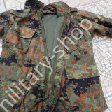 belga ejtőernyős kabát dzseki ejtőernyős bakancs rohamkés kés bicska tőr ejtőernyős sisak , katonai bolt üzlet army shop store military shop store in budapest
