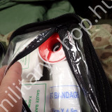 katonai elsősegély csomag ifak first aid kit tourniquet  egyéni sebkötöző katonai ételcsomag kajacsomag mre katonai bolt üzlet army shop store military shop surplus in budapest