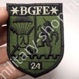 34.bornemisza gergely felderítő zászlóalj ezred magyar karpajzs felvarró zöld fekete katonai bolt üzlet military shop store in budapest bw bundeswehr amerikai magyar katonai ruházat felszerelés mh magyar honvédség magyar katonai felvarró karpajzs felderít
