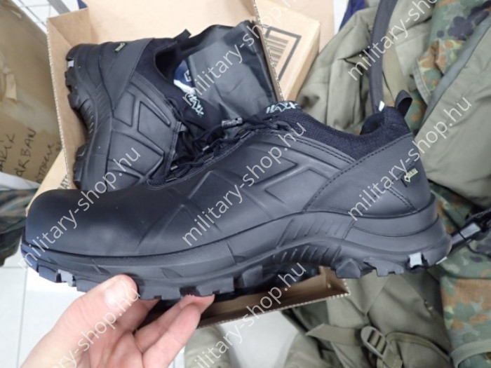 katonai bakancs surranó katonai bevetési taktikai swat vibram talpú gora-tex dzsungel panma ejtőernyős bakancs katonai bolt üzlet army shop store military shop on budapest