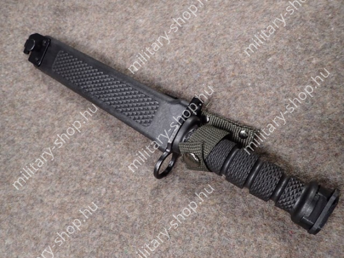m95 kanadai m-9 m9 m 9 amerikai német orosz magyar kalasnyikov bajonet bajonett szurony katonai bolt üzlet army shop store military shop store surplus in budapest