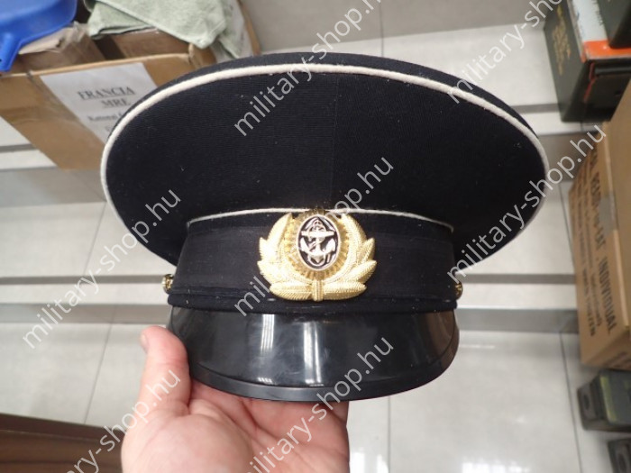 orosz légerős tengerész hadihajós tengeralattjáros tányérsapka katonai bolt üzlet army shop store military surplus in budapest