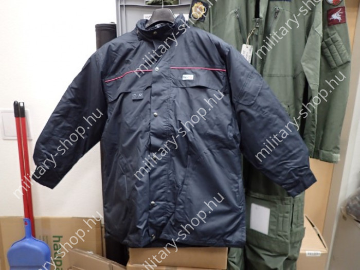 nato katonai raktár kiárusítás katonai felesleg katonai bolt üzlet army shop store surplus in budapest