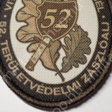 vitéz oszlányi kornél  52.területvédelmi zászlóalj ezred  magyr katonai  kar baret sapka felvarrók  katonai bolt üzlet army military shop store  surplus in budapest
